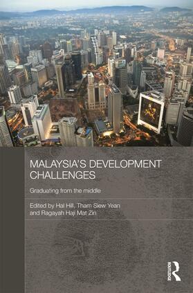 Hill / Siew Yean / Zin | Malaysia's Development Challenges | Buch | 978-0-415-61436-8 | sack.de