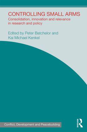 Batchelor / Kenkel | Controlling Small Arms | Buch | 978-0-415-85649-2 | sack.de