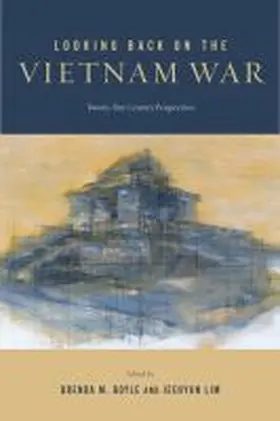  Looking Back on the Vietnam War | Buch |  Sack Fachmedien
