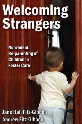 Fitz-Gibbon / Hall Fitz-Gibbon |  Welcoming Strangers | Buch |  Sack Fachmedien