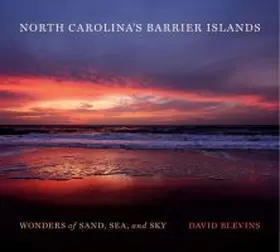 North Carolina's Barrier Islands | Buch | 978-1-4696-3249-0 | www.sack.de
