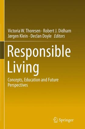 Thoresen / Didham / Doyle | Responsible Living | Buch | 978-3-319-38526-6 | sack.de