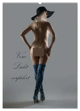 CALVENDO / Bedaam | Vom Licht verführt (Wandkalender 2025 DIN A2 hoch), CALVENDO Monatskalender | Sonstiges | 978-3-435-87017-2 | www.sack.de